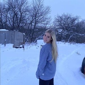 Meet your Posher, Hanna